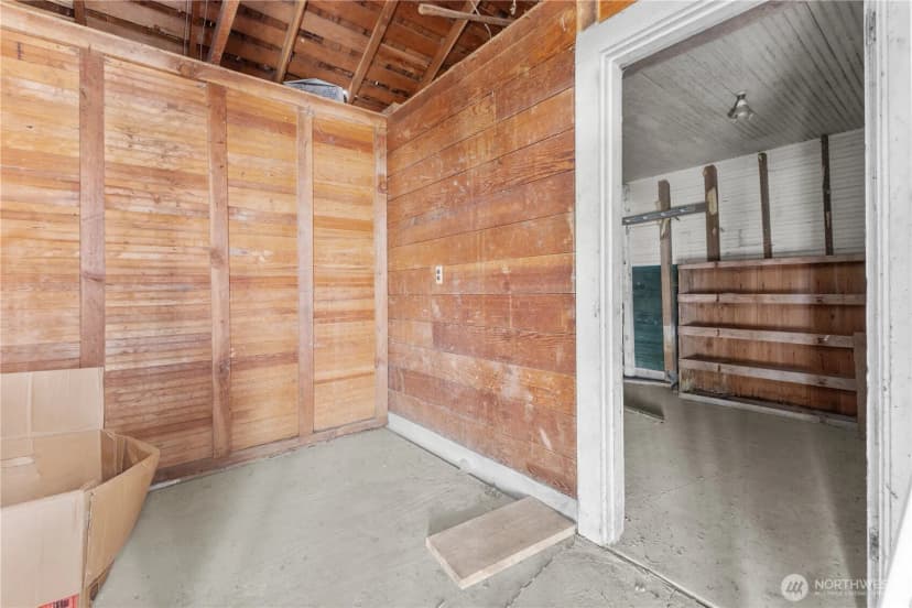 Property photo for 1676 Collins Road, Buckley photo 16