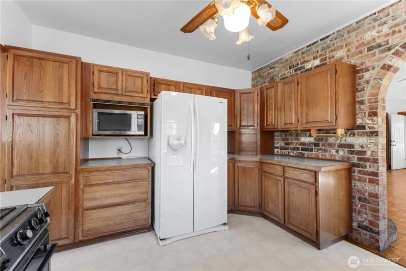 Property photo for 1676 Collins Road, Buckley photo 6