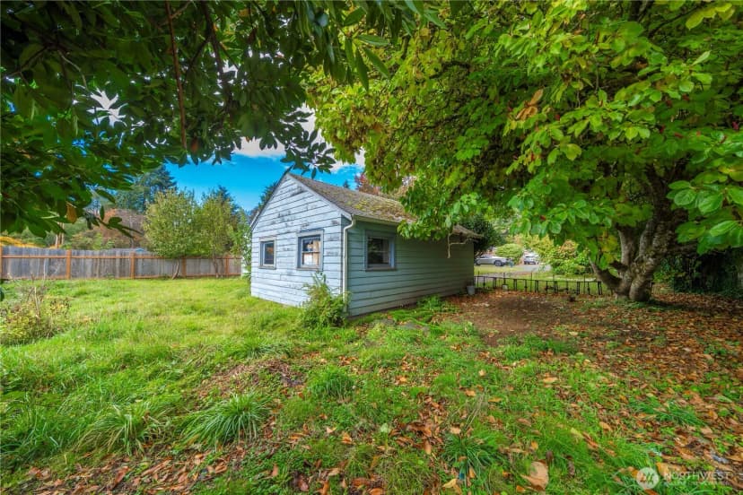 Property photo for 2129 Jackson Avenue Nw, Olympia photo 27