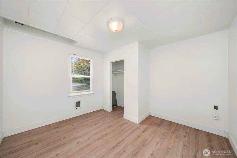 Property photo for 2129 Jackson Avenue Nw, Olympia photo 21