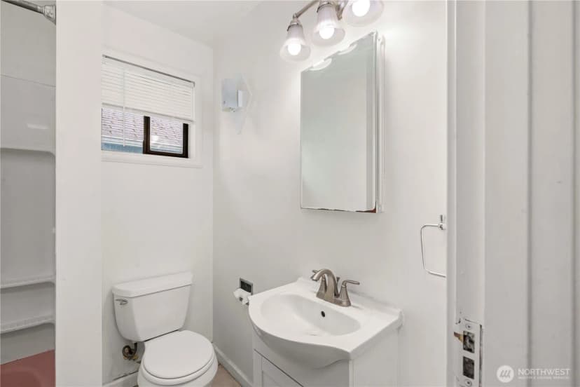 Property photo for 2129 Jackson Avenue Nw, Olympia photo 20