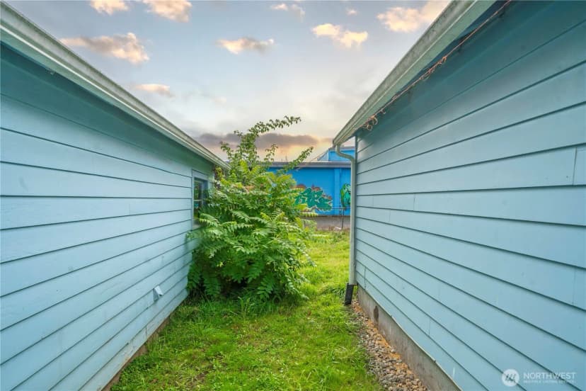 Property photo for 2129 Jackson Avenue Nw, Olympia photo 28