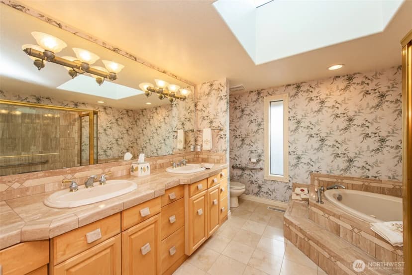 Property photo for 1325 E Lauridsen Boulevard, Port Angeles photo 23