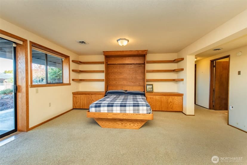 Property photo for 1325 E Lauridsen Boulevard, Port Angeles photo 28