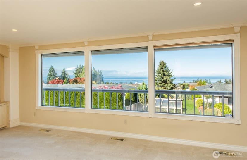 Property photo for 1325 E Lauridsen Boulevard, Port Angeles photo 10