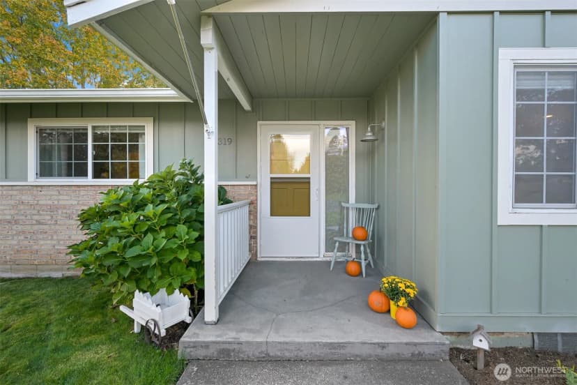 Property photo for 5319 Belfern Drive, Bellingham photo 2
