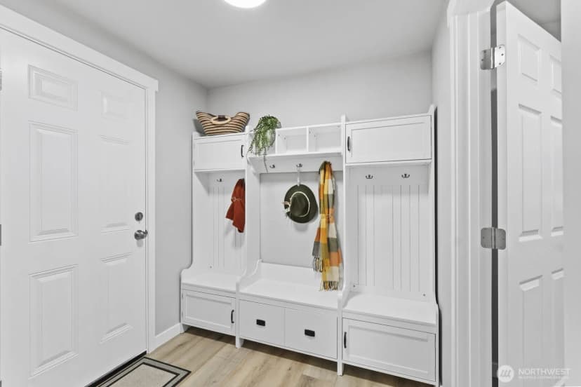Property photo for 1114 2nd Avenue Sw, Tumwater photo 31