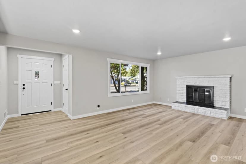 Property photo for 1114 2nd Avenue Sw, Tumwater photo 11