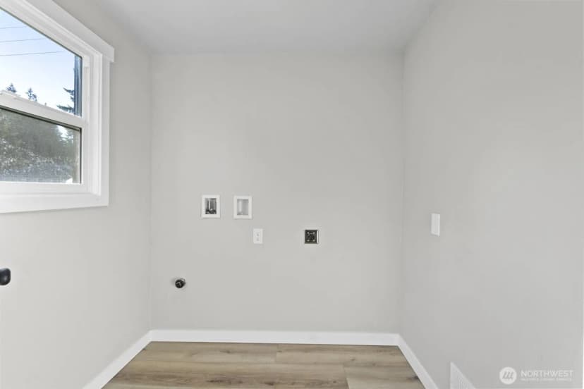 Property photo for 1114 2nd Avenue Sw, Tumwater photo 30