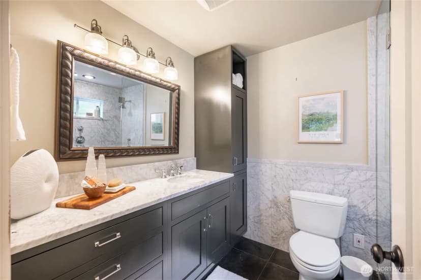Property photo for 942 25th Avenue, Seattle photo 18