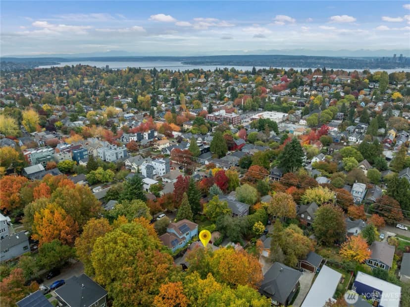 Property photo for 942 25th Avenue, Seattle photo 37