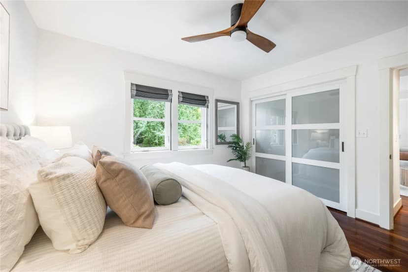 Property photo for 942 25th Avenue, Seattle photo 17