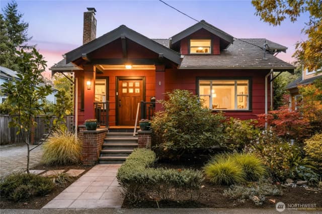 Property photo for 942 25th Avenue, Seattle