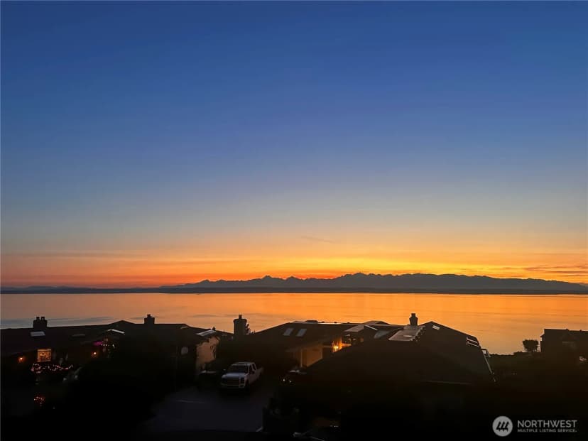 Property photo for 6625 136th Place Sw, Edmonds photo 2