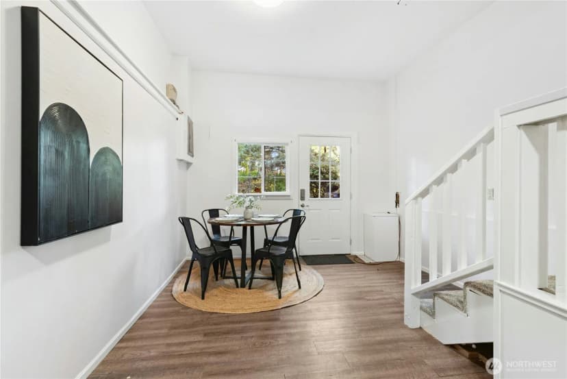 Property photo for 3001 Ne 105th Street, Seattle photo 24