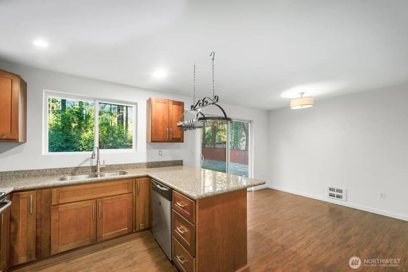 Property photo for 14609 Parkdale Drive Nw, Gig Harbor photo 8