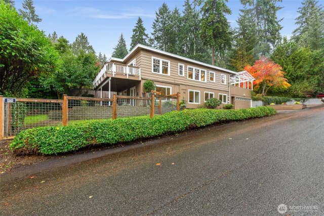 Property photo for 18921 16th Avenue Ne, Shoreline