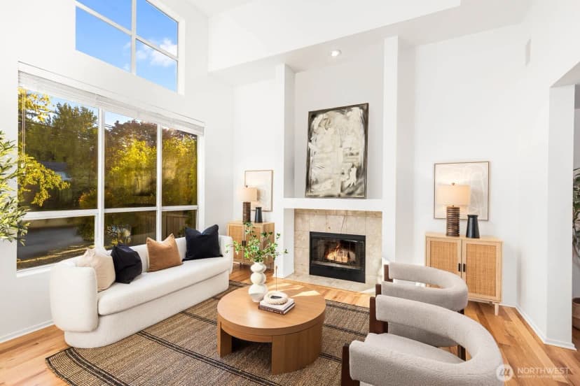 Property photo for 4922 Sw Hudson Street, Seattle photo 4