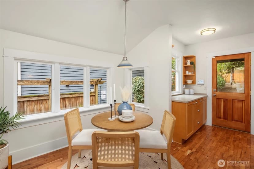 Property photo for 6815 21st Avenue Ne, Seattle photo 14