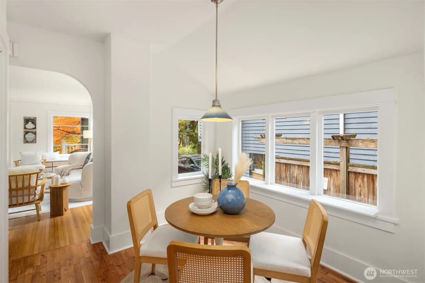Property photo for 6815 21st Avenue Ne, Seattle photo 16