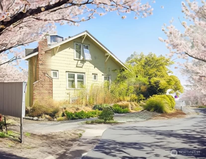 Property photo for 4302 Woodlawn Avenue N, Seattle photo 2