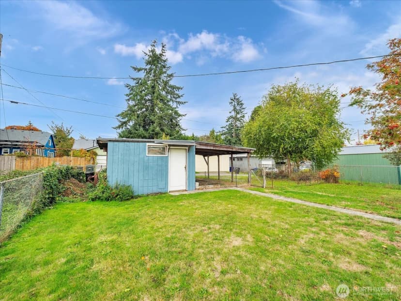 Property photo for 2426 Pine Street, Everett photo 13