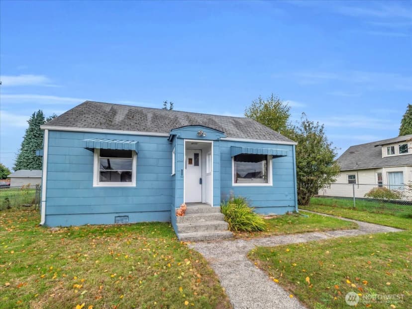 Property photo for 2426 Pine Street, Everett photo 6