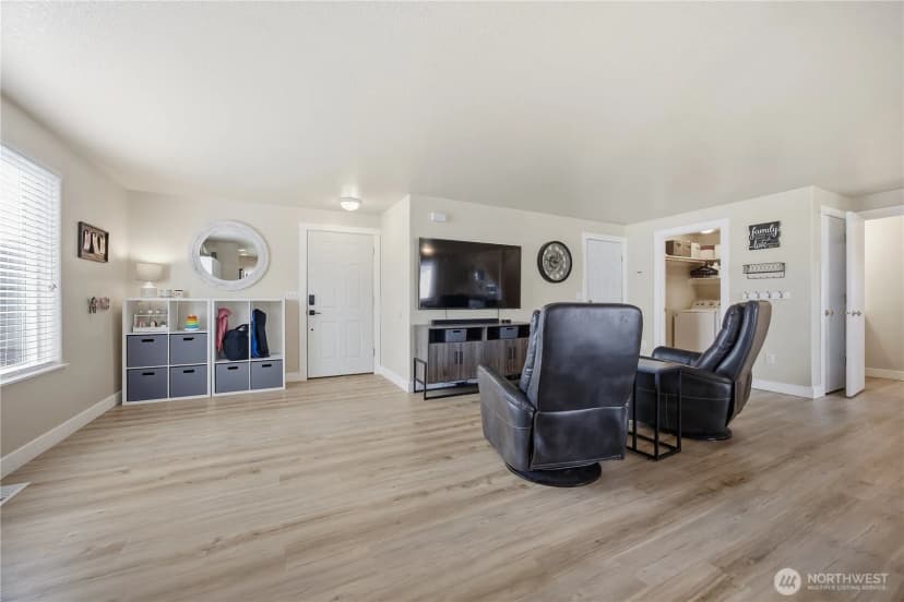 Property photo for 8615 Stutz Drive, Pasco photo 5