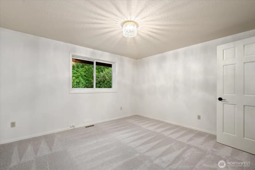 Property photo for 14210 207th Place Ne, Woodinville photo 27