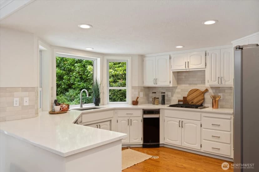 Property photo for 14210 207th Place Ne, Woodinville photo 14