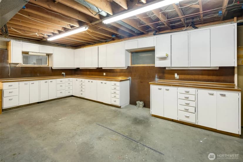 Property photo for 18704 58th Avenue Ne, Kenmore photo 29