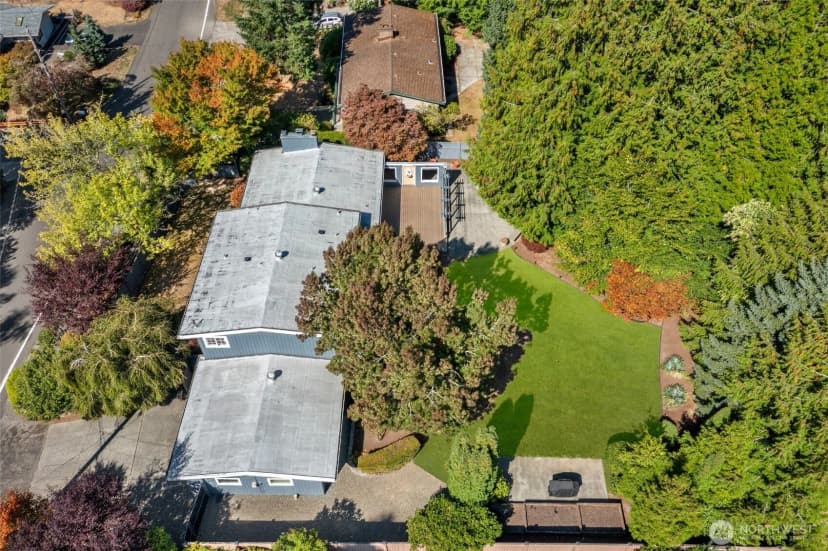 Property photo for 18704 58th Avenue Ne, Kenmore photo 40