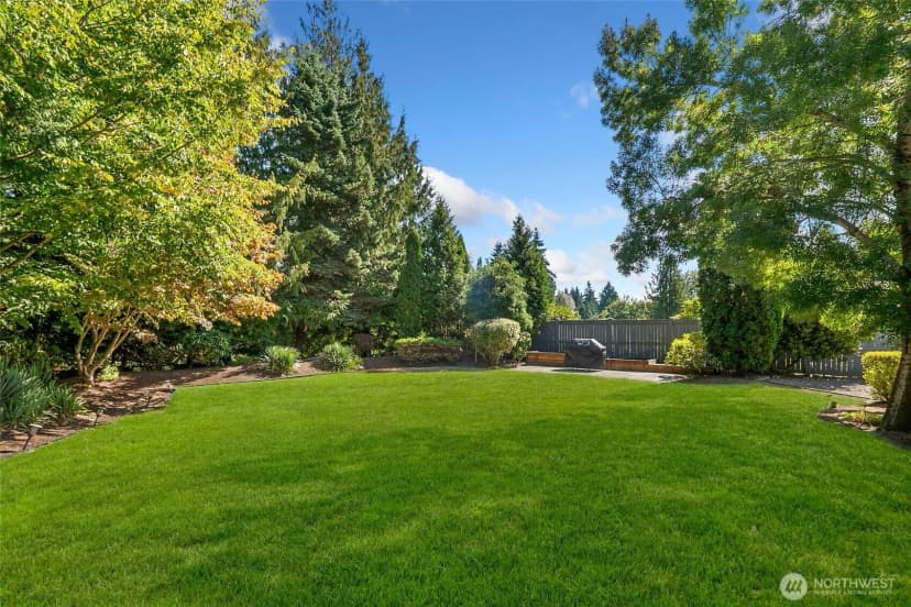 Property photo for 18704 58th Avenue Ne, Kenmore photo 36