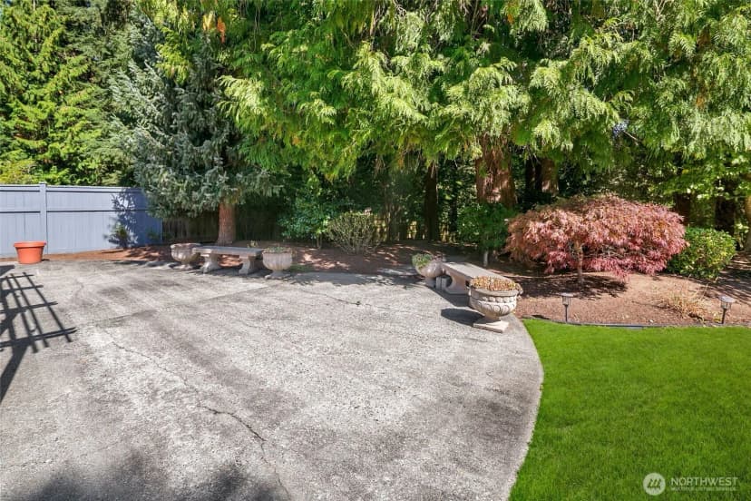 Property photo for 18704 58th Avenue Ne, Kenmore photo 37