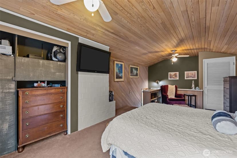 Property photo for 24119 105th Place W, Edmonds photo 13