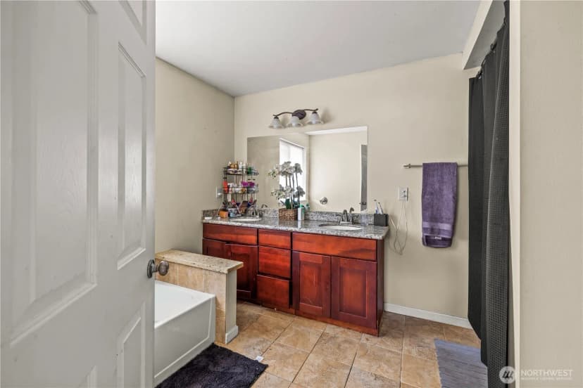 Property photo for 2917 19th Street Pl Sw, Puyallup photo 17