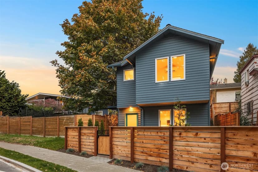 Property photo for 7044 15th Avenue Ne, Seattle photo 23