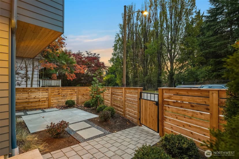 Property photo for 7044 15th Avenue Ne, Seattle photo 25