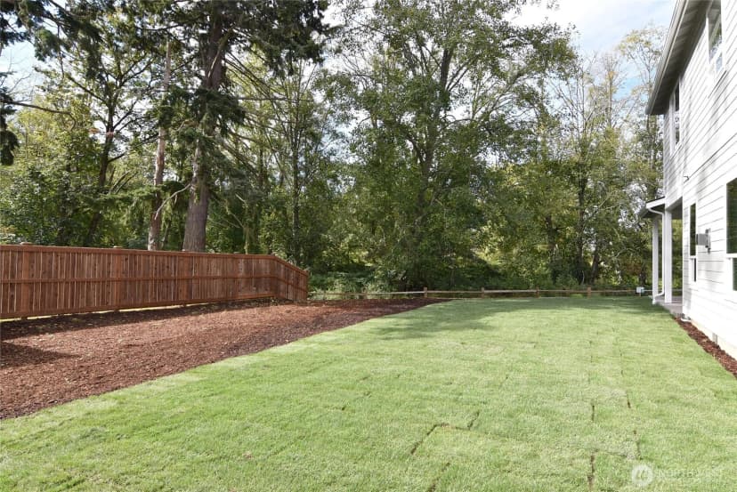 Property photo for 2608 42nd Street, Bellingham photo 17
