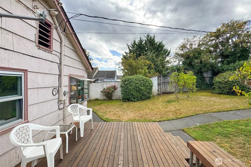 Property photo for 216 E 10th Street, Port Angeles photo 28