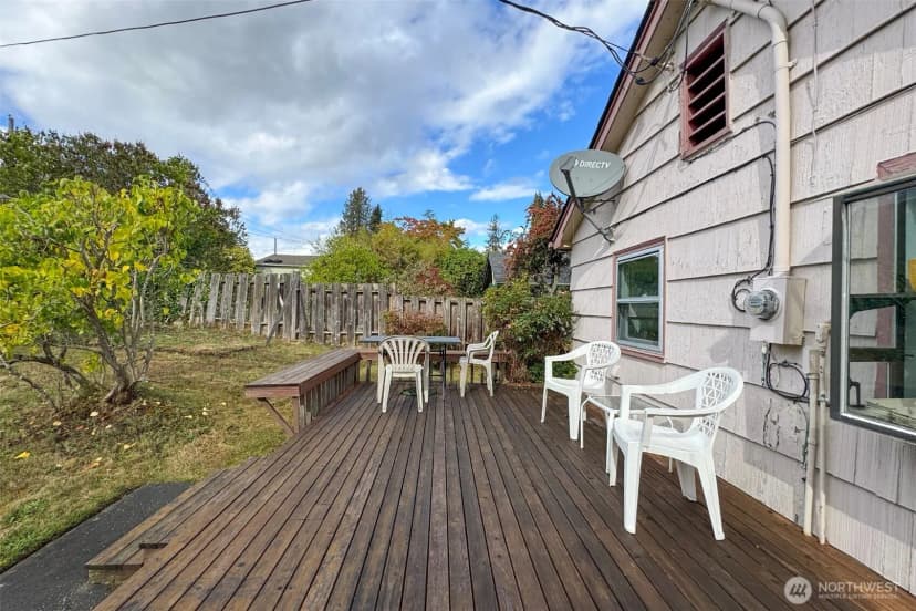Property photo for 216 E 10th Street, Port Angeles photo 26