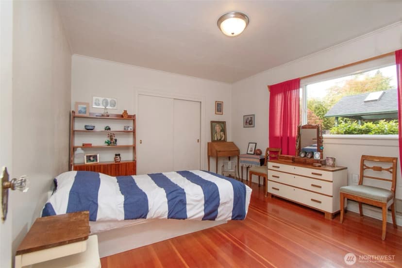 Property photo for 216 E 10th Street, Port Angeles photo 15