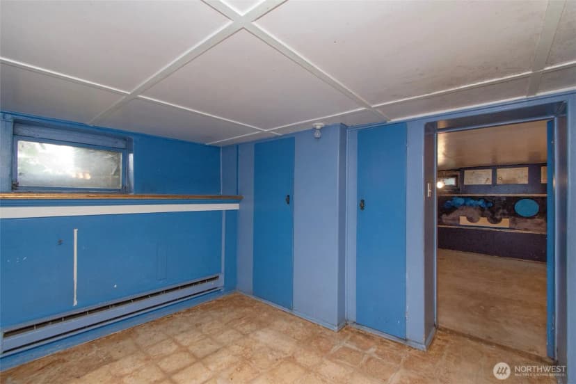 Property photo for 216 E 10th Street, Port Angeles photo 21