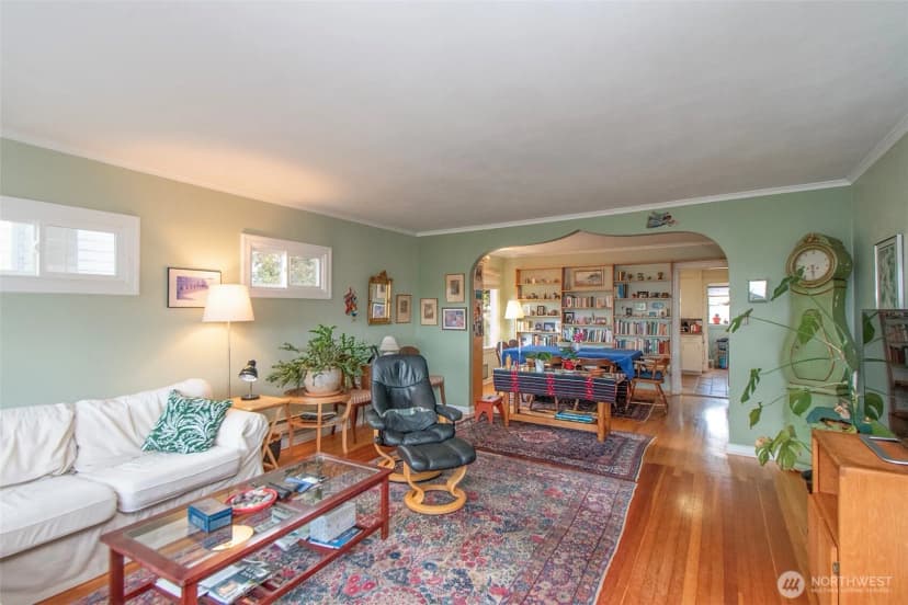 Property photo for 216 E 10th Street, Port Angeles photo 4
