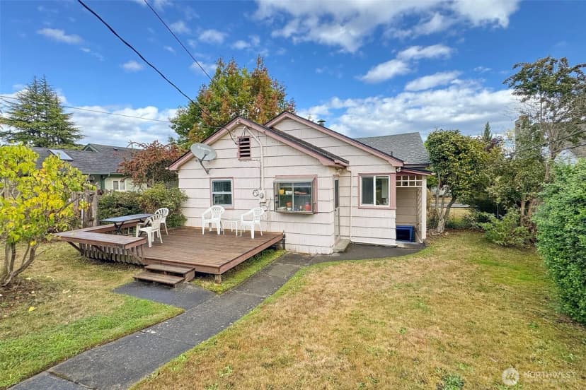 Property photo for 216 E 10th Street, Port Angeles photo 25
