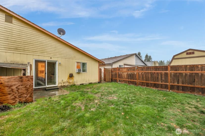 Property photo for 5231 101st Place Ne, Marysville photo 16