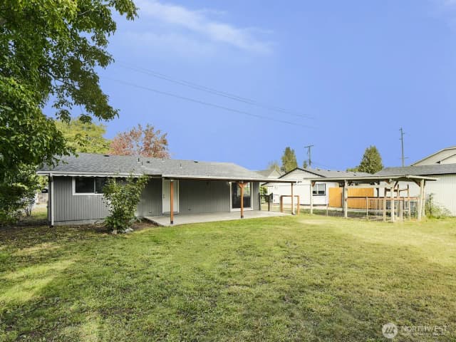 Property photo for 1316 7th Avenue Se, Puyallup photo 4