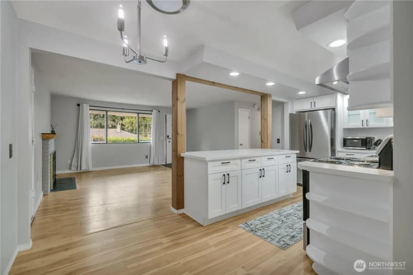 Property photo for 8254 Ne 143rd Place, Kirkland photo 17