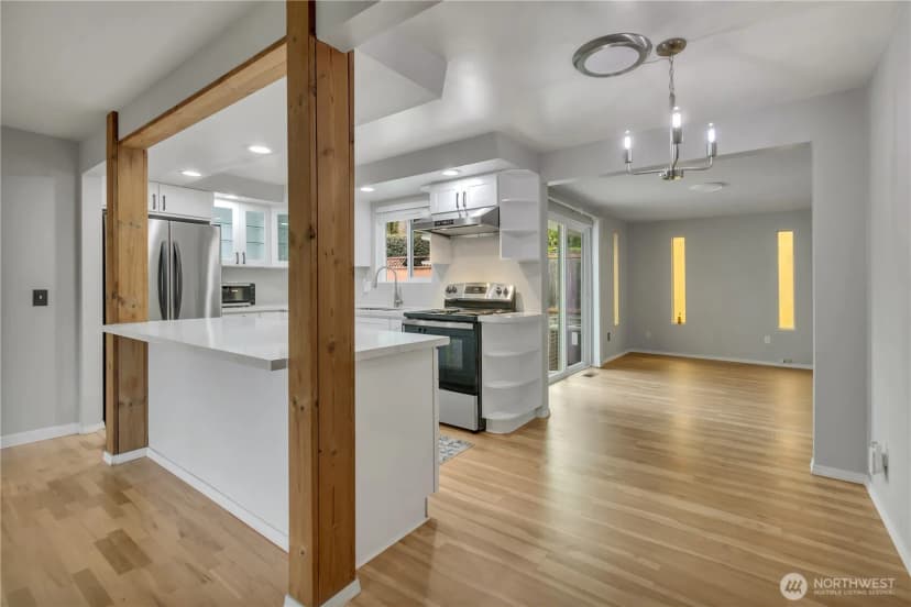 Property photo for 8254 Ne 143rd Place, Kirkland photo 15