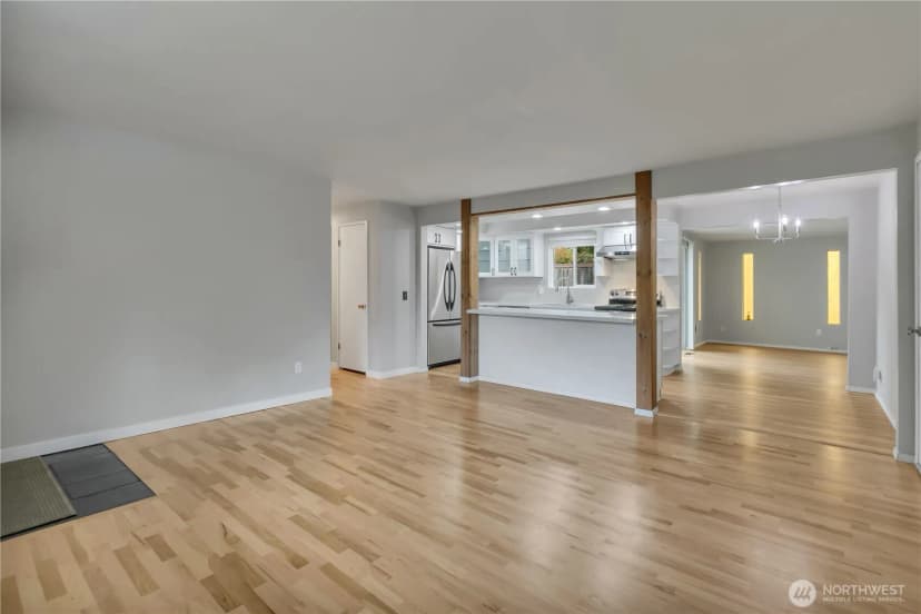 Property photo for 8254 Ne 143rd Place, Kirkland photo 8